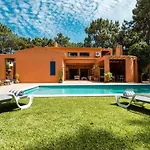 Villa Lotus Verde - Spacious 6 Bedroom Villa In Aroeira - Pool Table And Private Pool