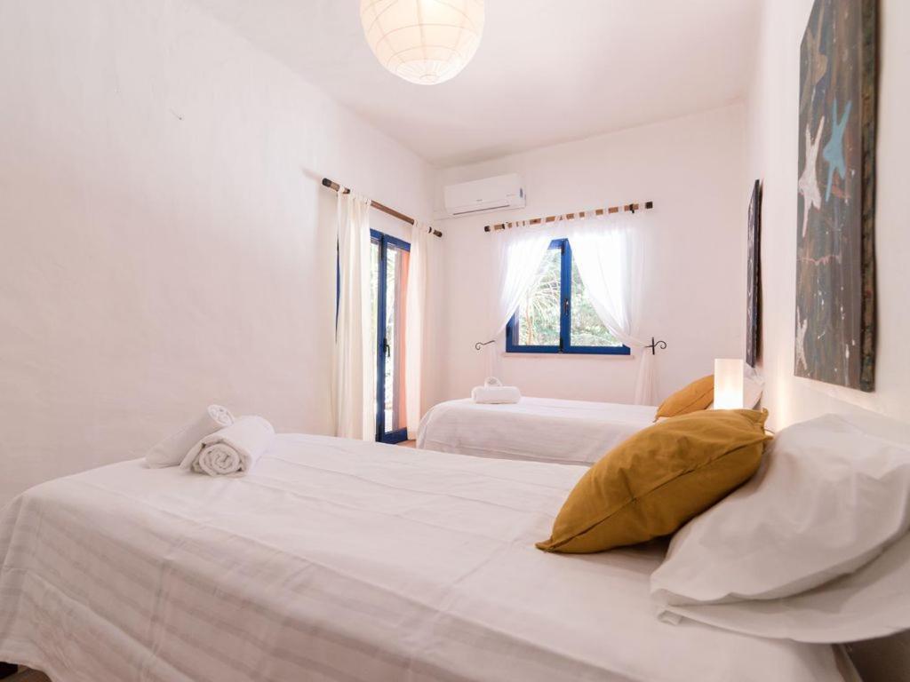 Villa Lotus Verde - Spacious 6 Bedroom In Aroeira - Pool Table And Private Pool Lisbon