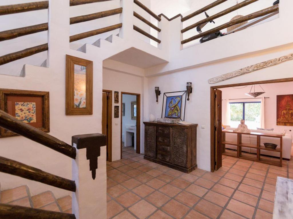 Lotus Verde - Spacious 6 Bedroom In Aroeira - Pool Table And Private Pool *