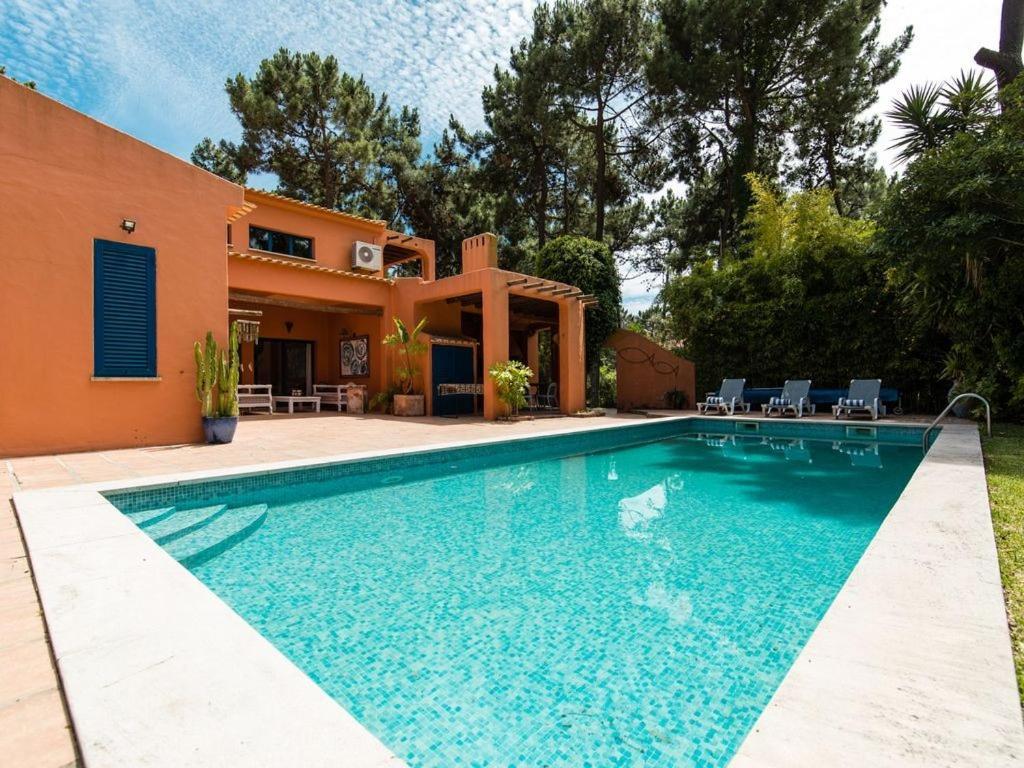 Lotus Verde - Spacious 6 Bedroom In Aroeira - Pool Table And Private Pool *