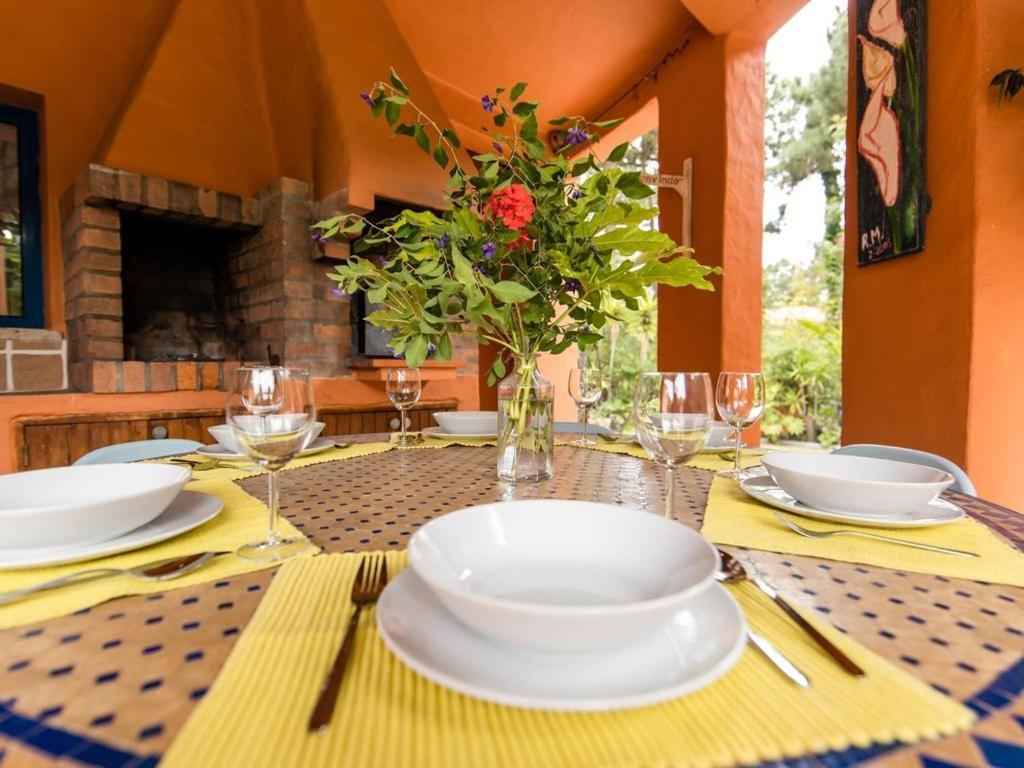 Lotus Verde - Spacious 6 Bedroom In Aroeira - Pool Table And Private Pool *