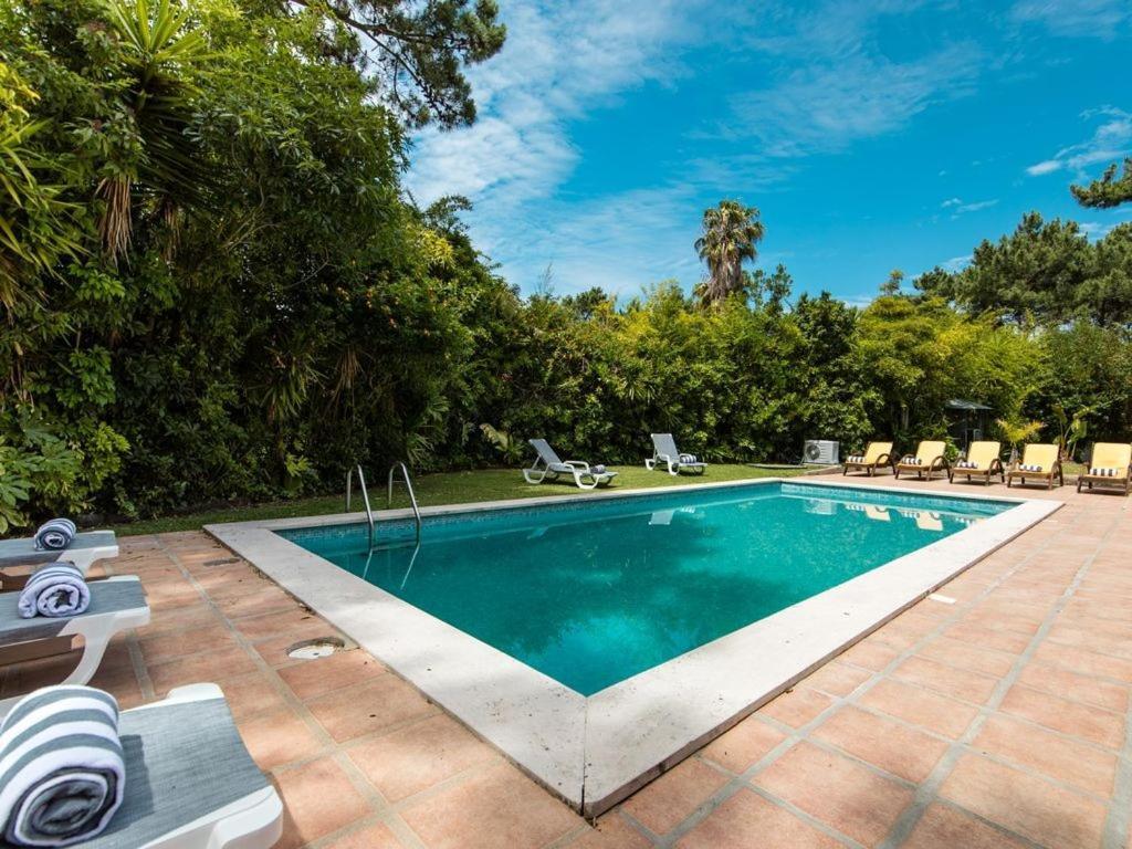 Lotus Verde - Spacious 6 Bedroom In Aroeira - Pool Table And Private Pool *